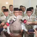 Petugas Haji TNI-Polri Naik 100% Jadi 183 Orang, Menhaj Sebut untuk Layanan Lansia