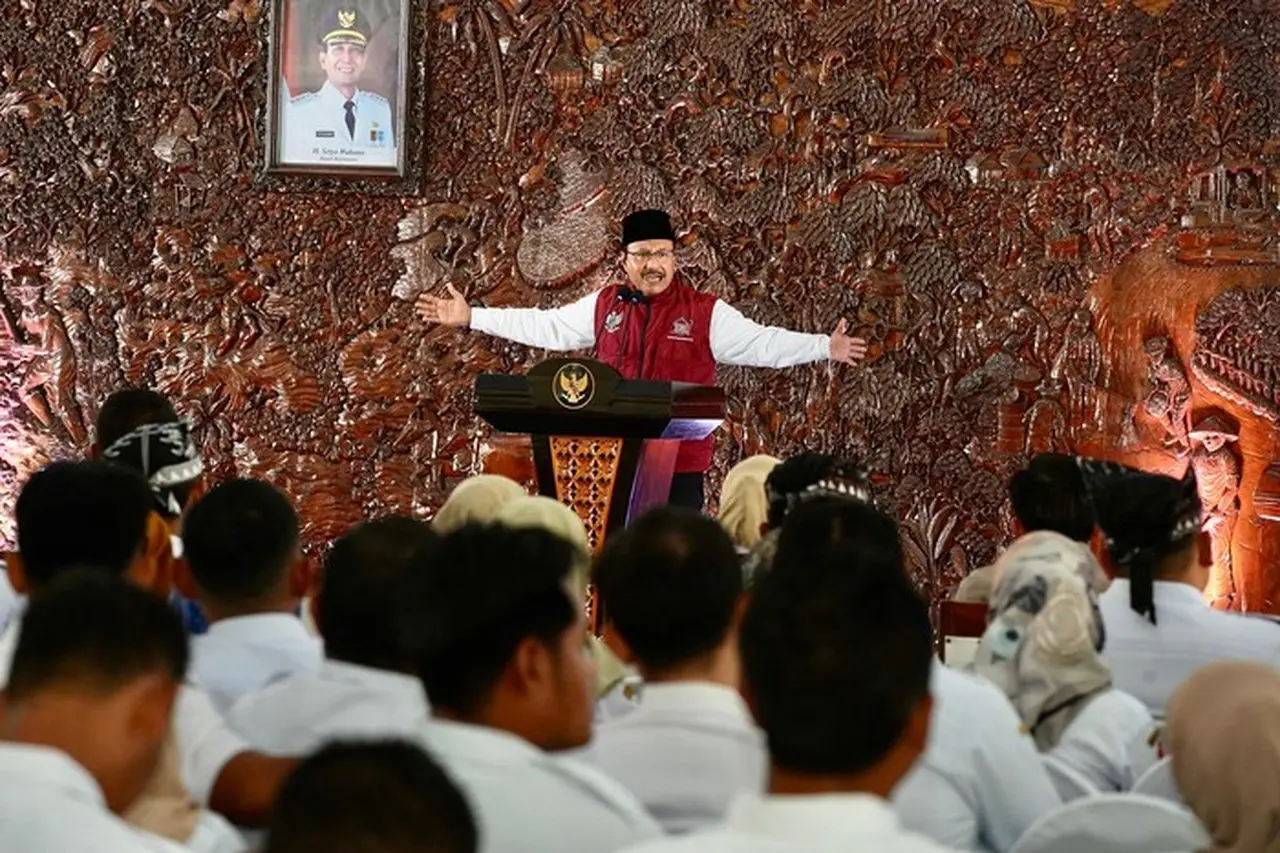 Mensos Serukan ‘Jihad Data’ untuk Pastikan Warga Rentan Tak Terlupakan di Bojonegoro Mensos Serukan ‘Jihad Data’ untuk Pastikan Warga Rentan Tak Terlupakan di Bojonegoro