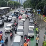 Demo di Jalan Sudirman Sebabkan Kemacetan Parah Arah Senayan Siang Ini