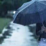 Hadapi Musim Hujan Jakarta, Pekerja Siapkan ‘Senjata’ dan Strategi Khusus