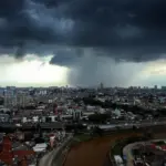 BPBD DKI Jakarta: Hujan Ekstrem Berpotensi Melanda Ibu Kota Hingga Besok, Waspadai Banjir