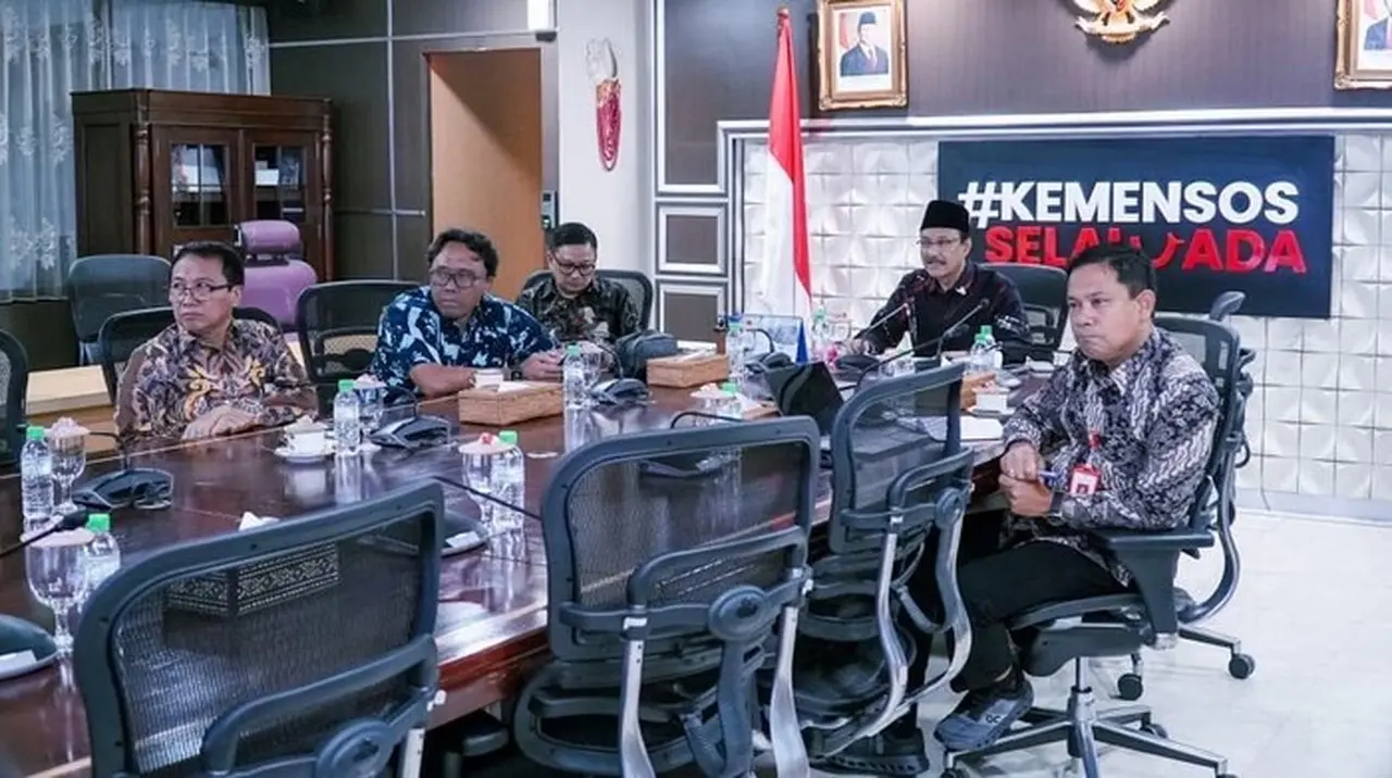 Mensos Dorong Pendamping PKH Kawal Akurasi Data Sekolah Rakyat dan Bansos Mensos Dorong Pendamping PKH Kawal Akurasi Data Sekolah Rakyat dan Bansos