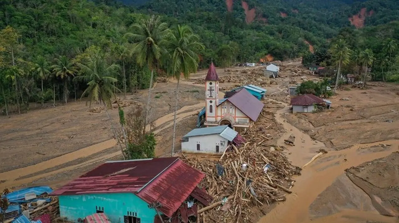 KLH Tuntut Ganti Rugi Rp 390 Miliar dari Tiga Perusahaan Pascabencana Sumatera