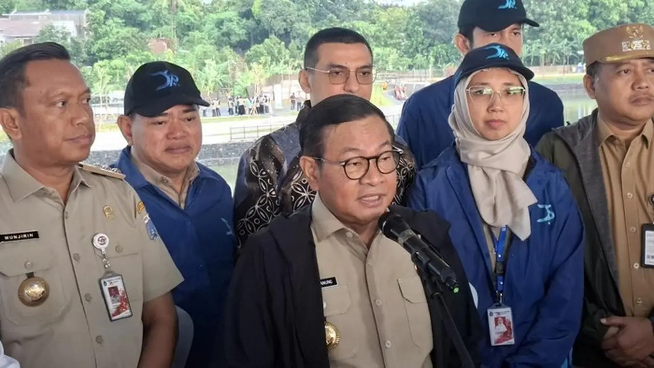 Gubernur DKI Pramono Anung Lanjutkan Modifikasi Cuaca Meski Dihujani Kritik