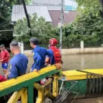 Banjir Pela Mampang 55 Cm, Kapolres Jaksel Pantau Langsung Penanganan