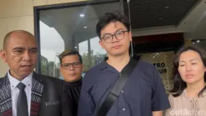 Suami Artis Boiyen Diperiksa 6 Jam Terkait Dugaan Penipuan Investasi Kuliner