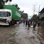 Banjir Jakarta: 121 RT dan 16 Ruas Jalan Masih Terendam Akibat Hujan Deras