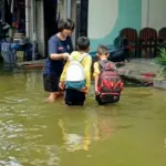 Tiga Daerah di Jawa Timur Masih Terendam Banjir, Lamongan Diperpanjang Status Tanggap Darurat
