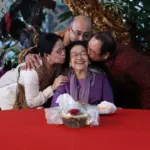 Rayakan HUT ke-79, Megawati Soekarnoputri Cium Tiga Anaknya di Istana Batu Tulis