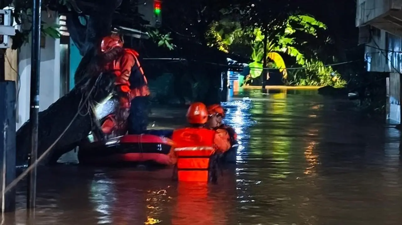 Banjir di Jakarta Berangsur Surut, 81 RT dan 15 Jalan Masih Tergenang Malam Ini