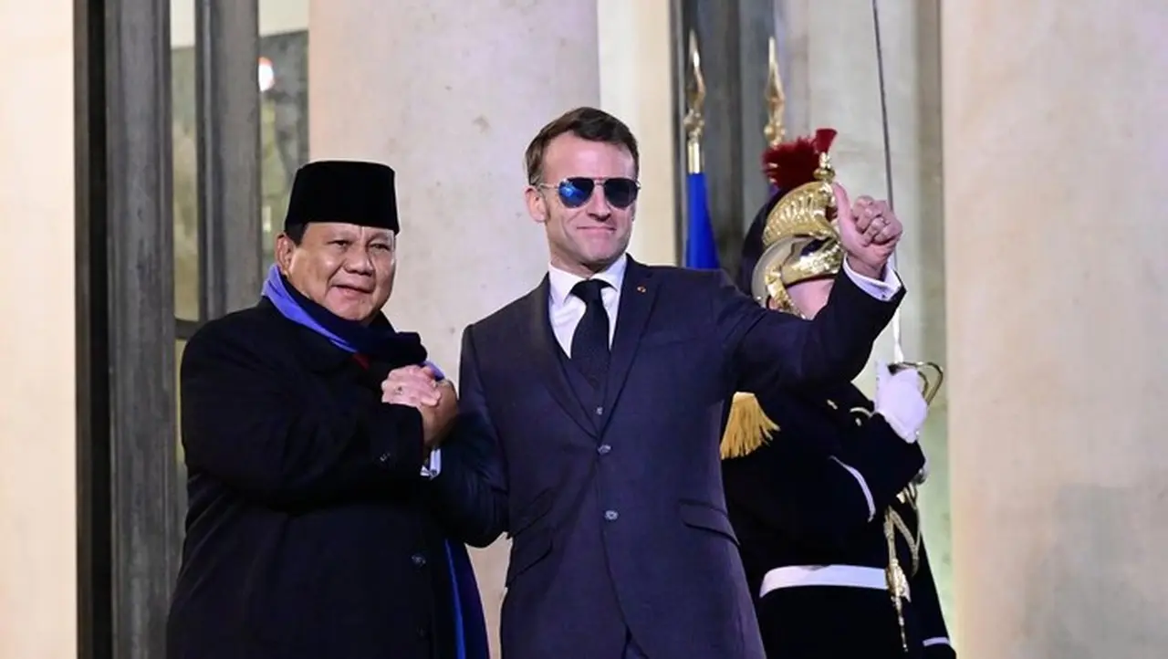 Prabowo dan Macron Gelar Jamuan Makan Malam di Istana Élysée, Perkuat Kemitraan Strategis Prabowo dan Macron Gelar Jamuan Makan Malam di Istana Élysée, Perkuat Kemitraan Strategis