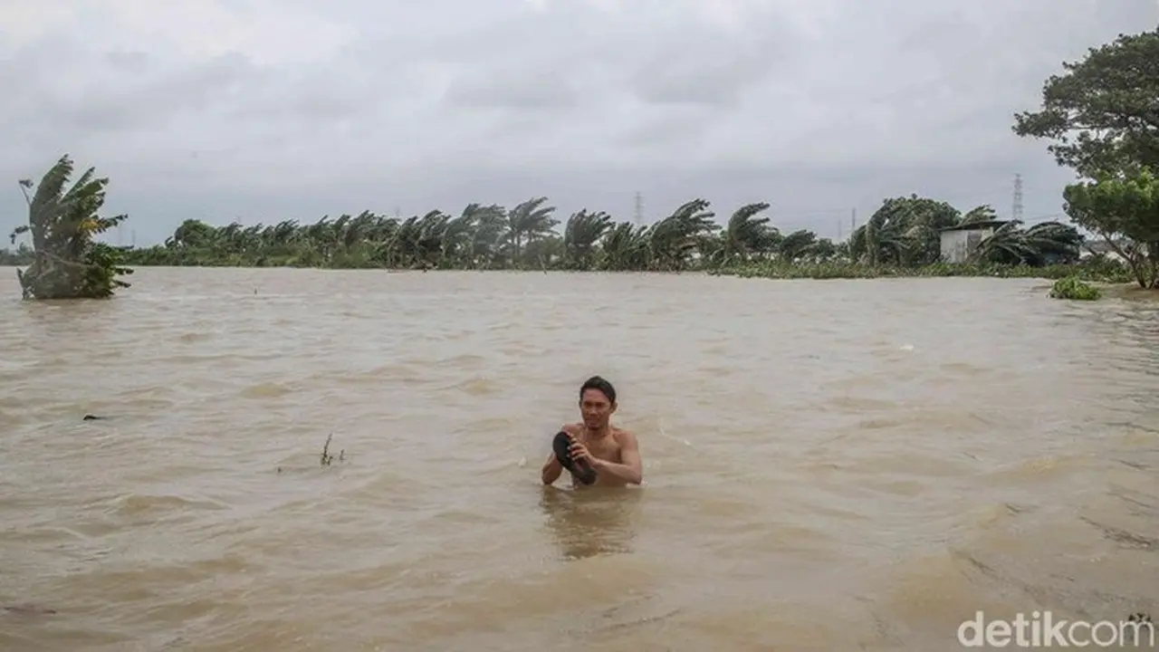 Banjir Sukawangi Bekasi Meluas, Ribuan Keluarga Terpaksa Mengungsi Akibat Luapan Kali CBL