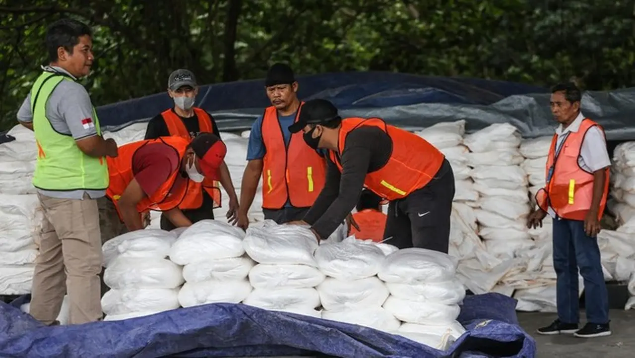 BMKG: Modifikasi Cuaca Efektif Kurangi Curah Hujan Jabodetabek Hingga 39,57% BMKG: Modifikasi Cuaca Efektif Kurangi Curah Hujan Jabodetabek Hingga 39,57%