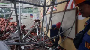 Atap SMAN 2 Gunungputri Ambruk Lagi, Bupati Bogor Desak Audit Menyeluruh Struktur Bangunan