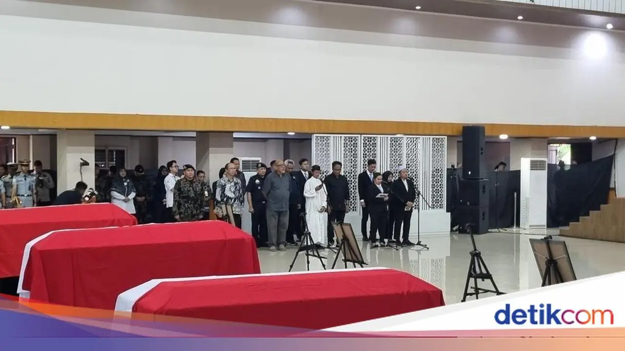 Puisi Pilu Anak Korban Pesawat ATR 42-500: “Aku Akan Menjaga Mama”