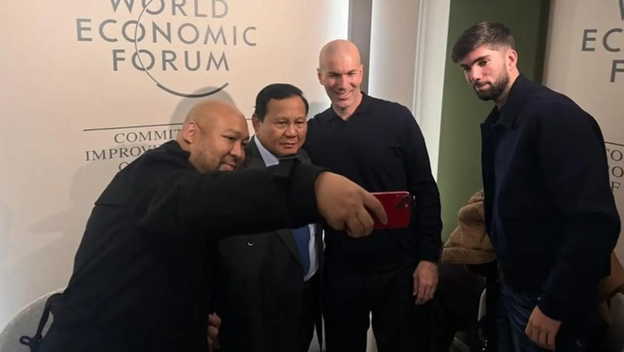 Prabowo Bertemu Zinedine Zidane di Davos, Bahas Kemajuan Sepak Bola Indonesia Prabowo Bertemu Zinedine Zidane di Davos, Bahas Kemajuan Sepak Bola Indonesia
