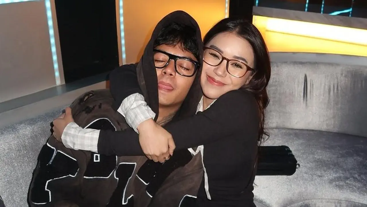 Polisi Jadwalkan Pemeriksaan Reza Arap dan Rekan Lula Lahfah Terkait Kematian Sang Selebgram Polisi Jadwalkan Pemeriksaan Reza Arap dan Rekan Lula Lahfah Terkait Kematian Sang Selebgram