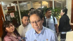 Menkes Budi Ajukan Rp 529 M untuk Perbaikan RS dan Faskes Pascabanjir Sumatera