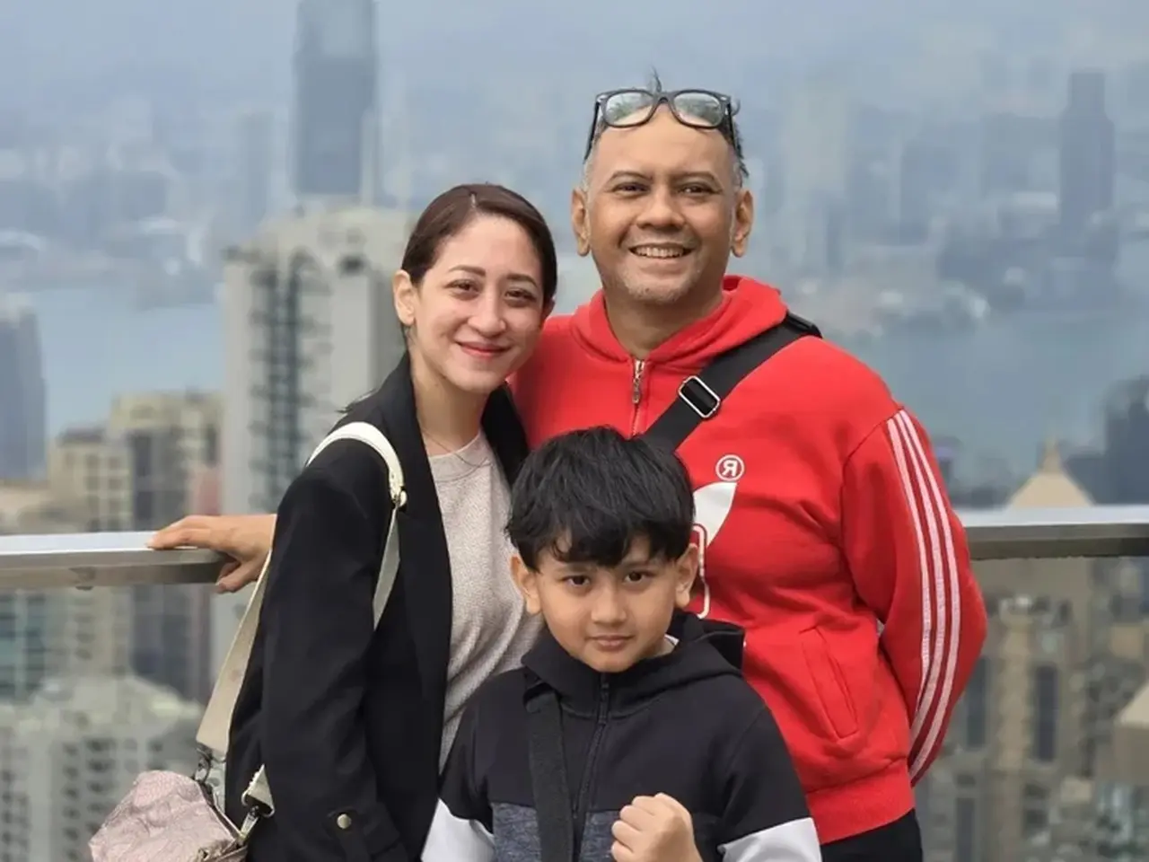 Vokalis Element Lucky Widja Meninggal Dunia, Istri Ungkap Penyebabnya