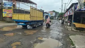 Keluhan Budi Doremi Berbuah Manis, Jalan Rusak di Serang Segera Dibeton