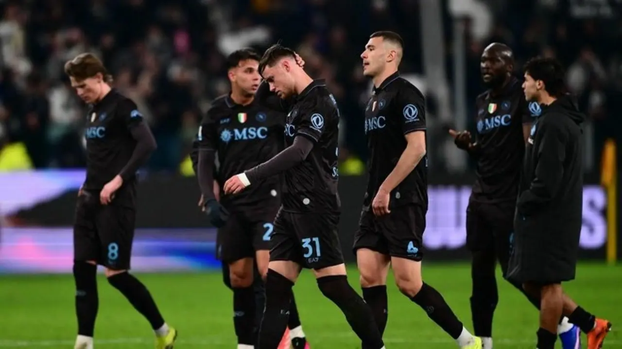 Antonio Conte Tegaskan Napoli Belum Out dari Persaingan Scudetto Meski Tertinggal dari Juventus