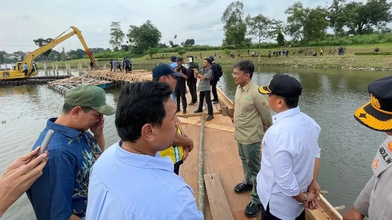 Bangunan Liar di Situ Tujuh Muara Depok Dibongkar, Wali Kota Sebut Tak Berizin Bangunan Liar di Situ Tujuh Muara Depok Dibongkar, Wali Kota Sebut Tak Berizin