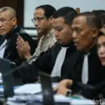 Nadiem Makarim Bantah Mufakat Jahat dalam Pertemuan dengan Petinggi Google Terkait Chromebook