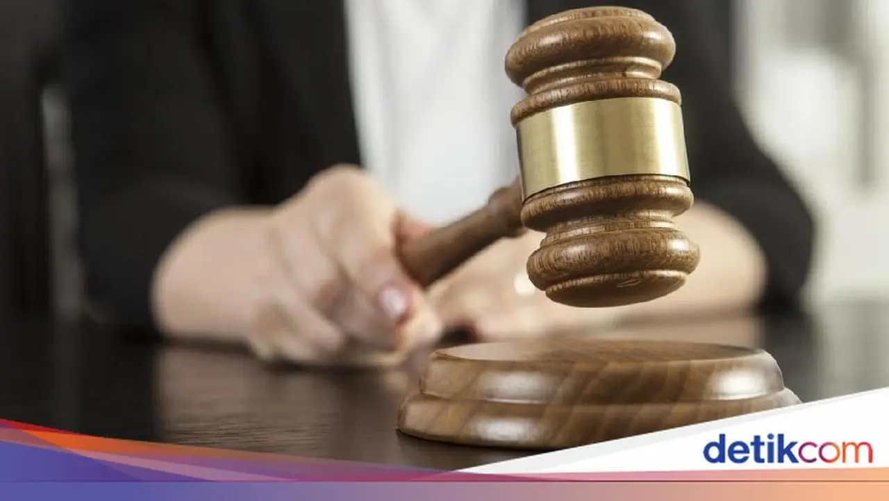Saksi Akui Uang Pemerasan Sertifikasi K3 Dipakai untuk Gaji Honorer dan Operasional Kantor Saksi Akui Uang Pemerasan Sertifikasi K3 Dipakai untuk Gaji Honorer dan Operasional Kantor