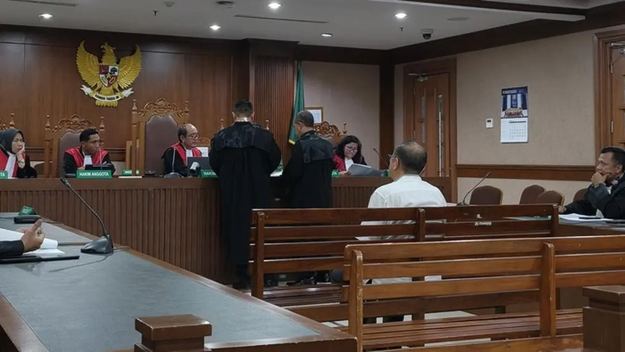 Terdakwa Korupsi Kredit LPEI Didakwa Rugikan Negara Rp 1,8 Triliun Terdakwa Korupsi Kredit LPEI Didakwa Rugikan Negara Rp 1,8 Triliun