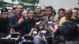 Babak Baru Konflik Eggi Sudjana-Damai Hari vs Roy Suryo-Khozinudin Terkait Ijazah Jokowi