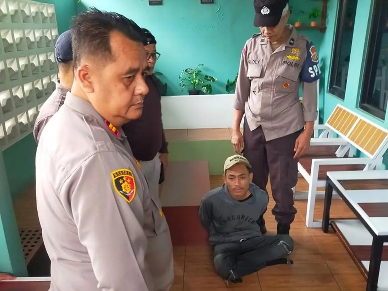 Emak-emak Depok Gagalkan Aksi Pencurian Uang Tunai Rp 500 Ribu