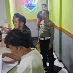 Razia Karaoke di Serang: Polisi Sita Ratusan Botol Miras dan Data Pemandu Lagu