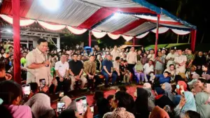 Prabowo Subianto Berjanji Tak Akan Tinggalkan Korban Bencana di Tapanuli Selatan