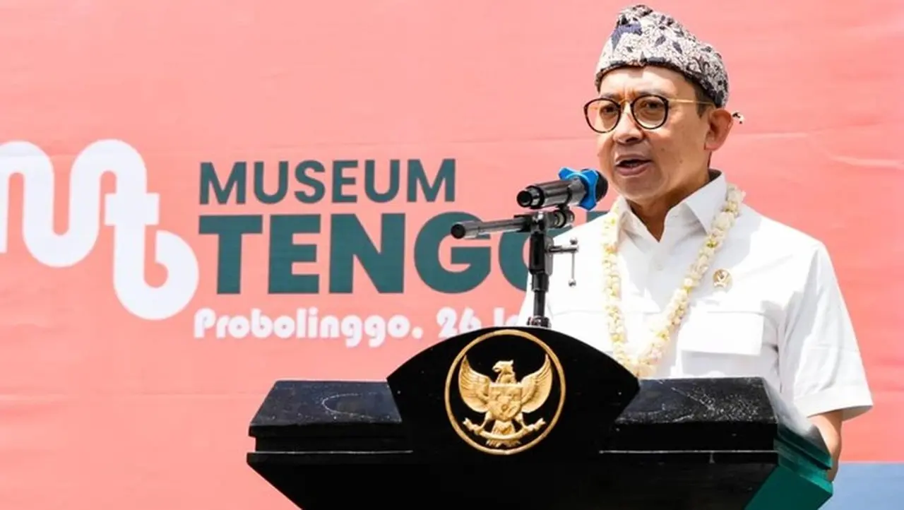 Resmikan Museum Tengger, Menbud Fadli Zon Tegaskan Komitmen Pelestarian Budaya Bromo Resmikan Museum Tengger, Menbud Fadli Zon Tegaskan Komitmen Pelestarian Budaya Bromo