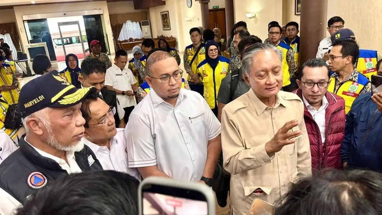 APBN Kucurkan Dana untuk Proyek Jalan-Jembatan Strategis di Sumatera Barat APBN Kucurkan Dana untuk Proyek Jalan-Jembatan Strategis di Sumatera Barat