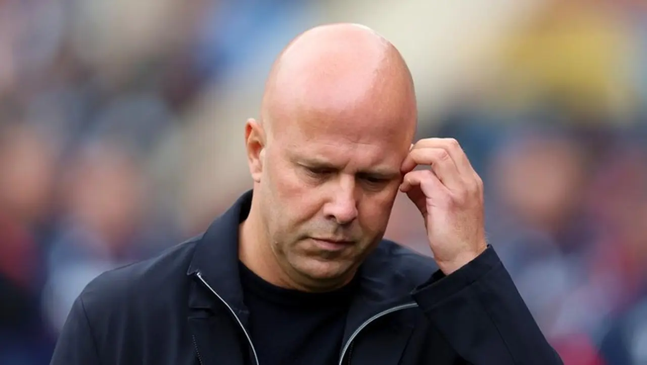 Arne Slot Akui Sulit Redam Kritik Fans Liverpool di Tengah Performa Buruk