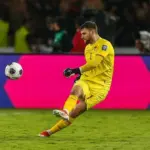 Maarten Paes Berpeluang Langsung Jadi Kiper Utama Ajax Amsterdam Musim Dingin Ini