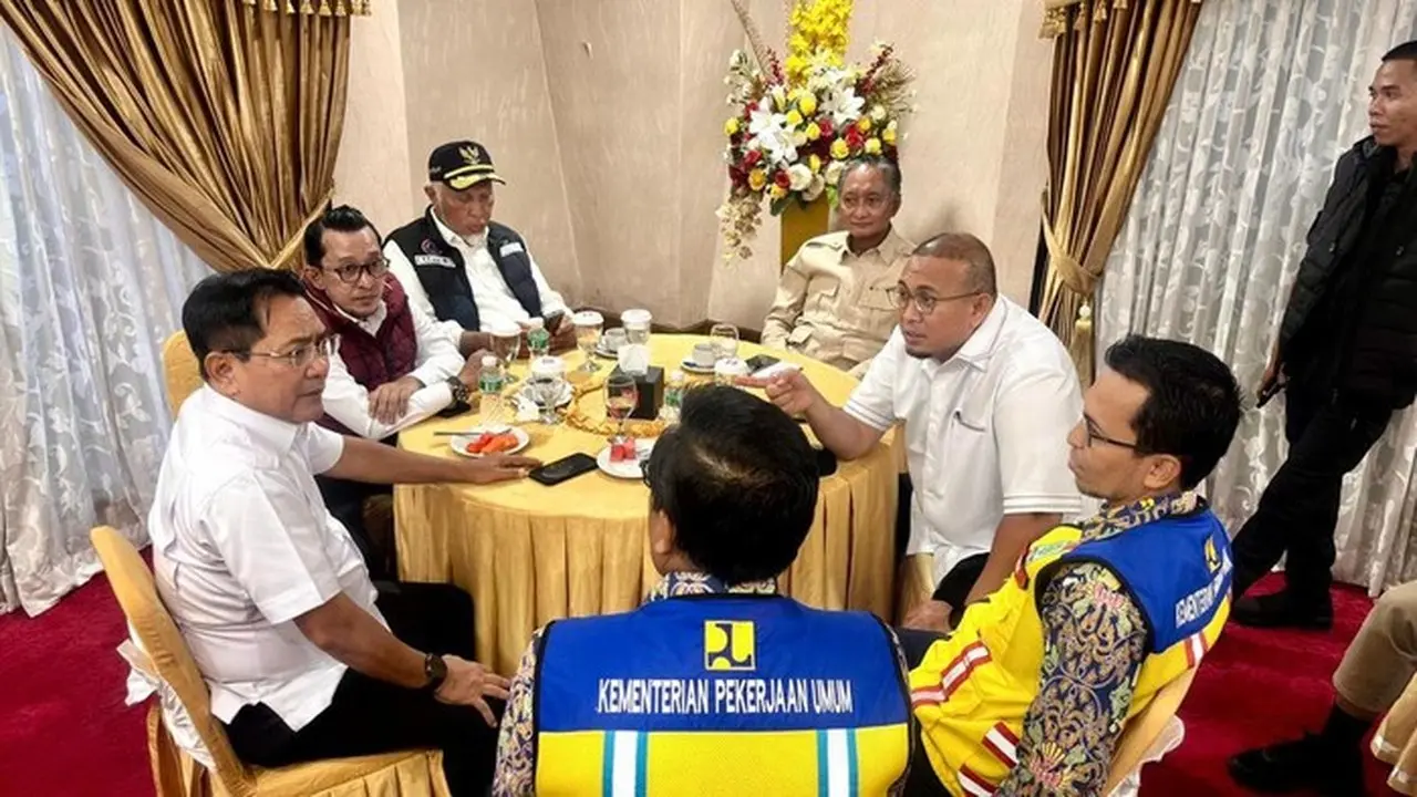 Andre Rosiade Kritik Lambannya Pemko Padang Tangani Krisis Air, Pusat Siap Bangun 500 Sumur Bor Andre Rosiade Kritik Lambannya Pemko Padang Tangani Krisis Air, Pusat Siap Bangun 500 Sumur Bor