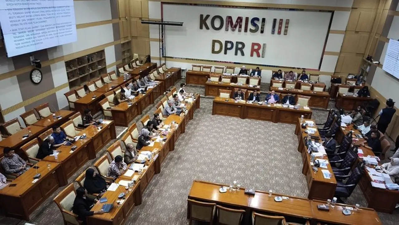 Komisi III DPR Minta Pengusutan Kasus Hogi Minaya Dihentikan, Kapolres-Kajari Minta Maaf Komisi III DPR Minta Pengusutan Kasus Hogi Minaya Dihentikan, Kapolres-Kajari Minta Maaf
