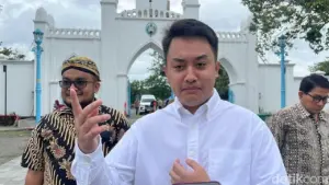 KGPH Purbaya Sah Ganti Nama Jadi Sri Susuhunan Pakubuwono XIV di Solo