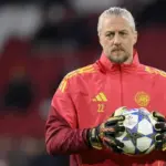 Remko Pasveer Hengkang, Ajax Bidik Maarten Paes Perkuat Lini Pertahanan Kiper