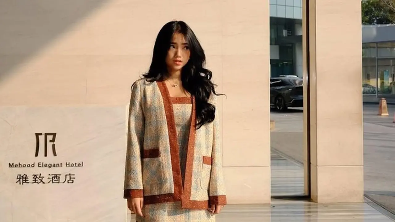 Fuji Kapok Dikhianati Rekan Kerja, Kini Ungkap Semua Urusan Bisnis ke Orang Tua Fuji Kapok Dikhianati Rekan Kerja, Kini Ungkap Semua Urusan Bisnis ke Orang Tua