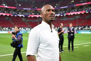 Taruhan Didier Drogba dan Thierry Henry: Siapa Pakai Jersey Arsenal Jika Rekor Chelsea Pecah?