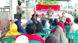 Polres Jaksel Gandeng Warga Bukit Duri untuk Akhiri Ancaman Tawuran Polres Jaksel Gandeng Warga Bukit Duri untuk Akhiri Ancaman Tawuran