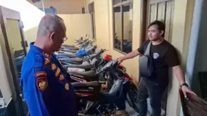 Terlilit Utang, Kepala Desa di Sintang Nekat Curi Motor Warga Terlilit Utang, Kepala Desa di Sintang Nekat Curi Motor Warga
