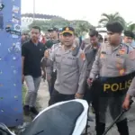 Ricuh Suporter Persita vs Persija di Tangerang Berhasil Diredam Polisi Tanpa Korban Ricuh Suporter Persita vs Persija di Tangerang Berhasil Diredam Polisi Tanpa Korban