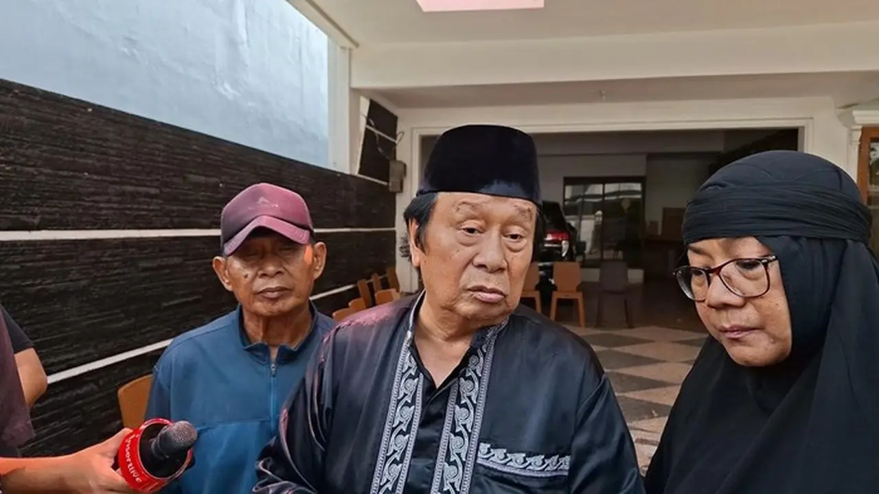 Mansyur S Berduka, Istri Tercinta Meninggal Dunia Setelah 56 Tahun Menikah Mansyur S Berduka, Istri Tercinta Meninggal Dunia Setelah 56 Tahun Menikah