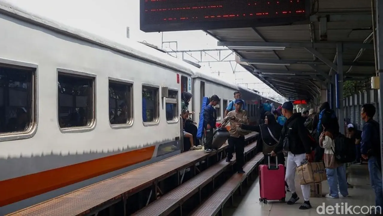 Kapan Tiket Kereta Lebaran 2026 Dibuka? PT KAI Beri Penjelasan Lengkap Kapan Tiket Kereta Lebaran 2026 Dibuka? PT KAI Beri Penjelasan Lengkap