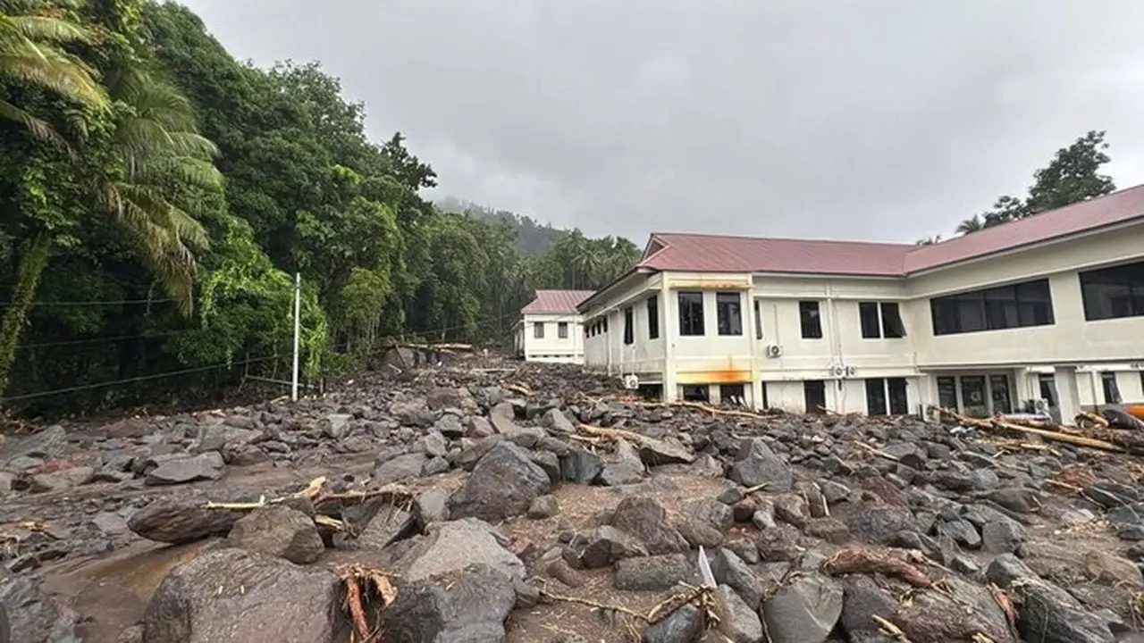 Banjir Bandang Sitaro: 9 Tewas, Ratusan Mengungsi Akibat Hujan Intensitas Tinggi Banjir Bandang Sitaro: 9 Tewas, Ratusan Mengungsi Akibat Hujan Intensitas Tinggi