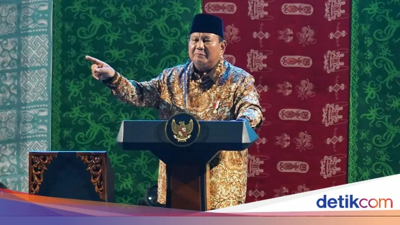 Prabowo Subianto Tanggapi Tuduhan Hidupkan Militerisme: Panggil Ahli Hukum Prabowo Subianto Tanggapi Tuduhan Hidupkan Militerisme: Panggil Ahli Hukum